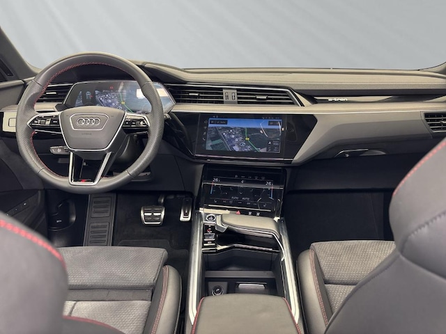 Audi Q8 e-tron 55 Quattro S-Line