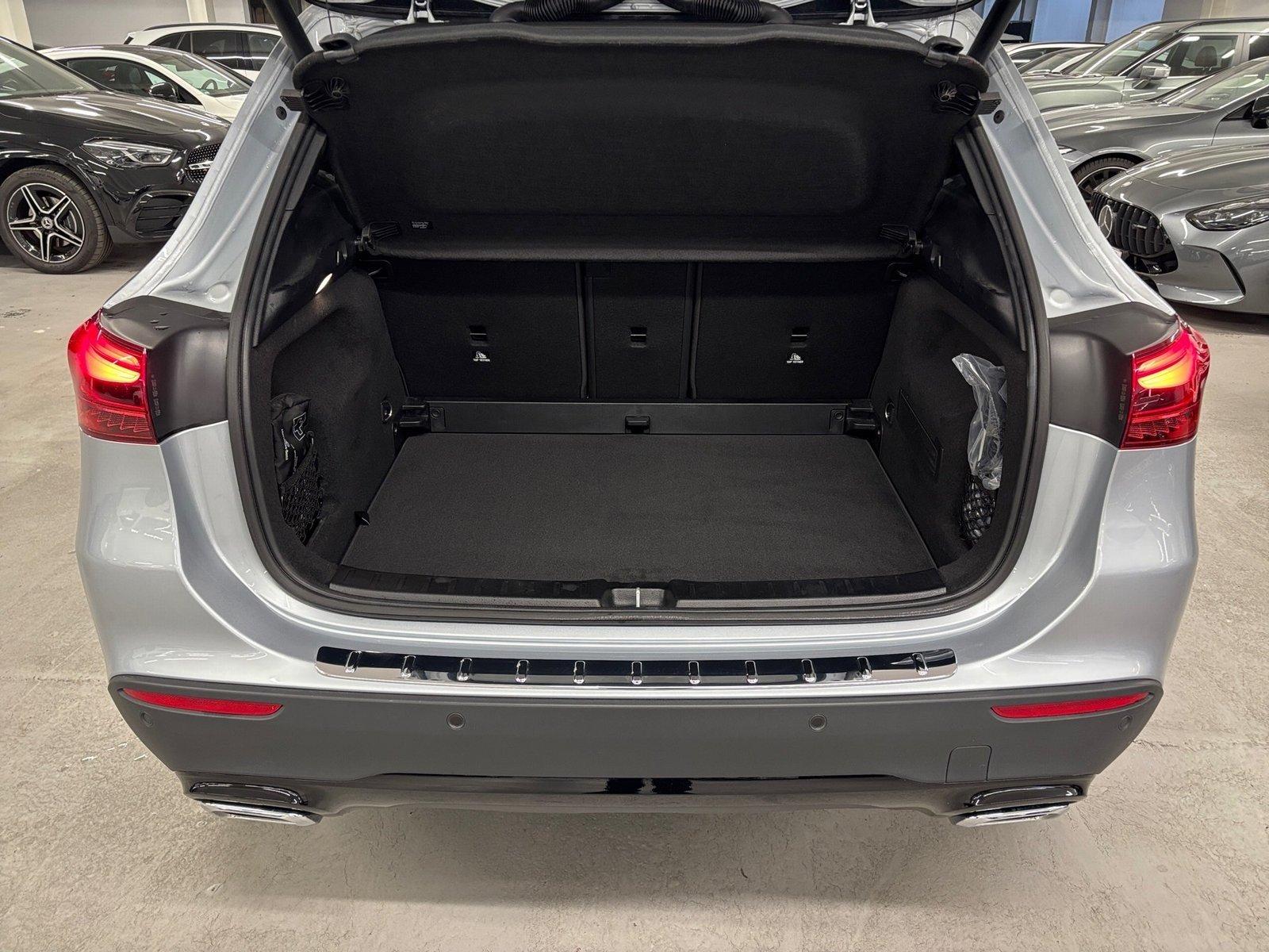 Mercedes-Benz GLA 220 4MATIC GLA 220 d Progressive