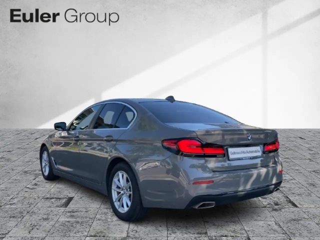 BMW 520 520d Sedan