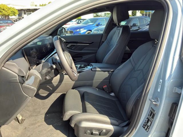 BMW 540 540d M-Sport Touring xDrive