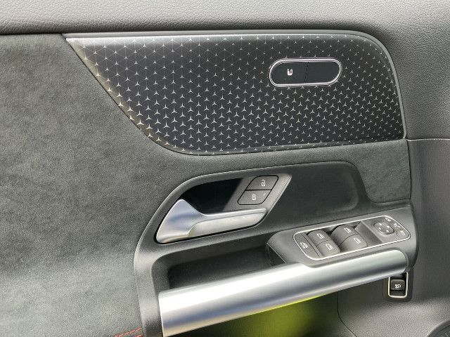 Mercedes-Benz EQA 350 4MATIC