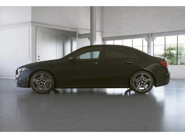 Mercedes-Benz A 250 A 250 e AMG Line
