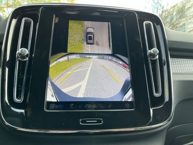 Volvo XC40 Dark Plus