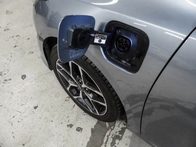 Kia Ceed Hybrid PHEV Platinum Edition