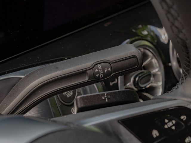 Mercedes-Benz GLB 200 GLB 200 d