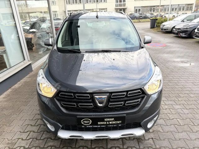 Dacia Lodgy 7 zitter Stepway