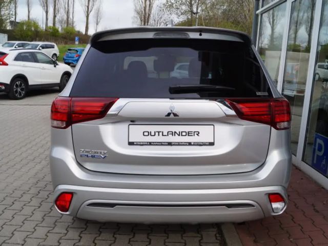 Mitsubishi Outlander 4WD PHEV
