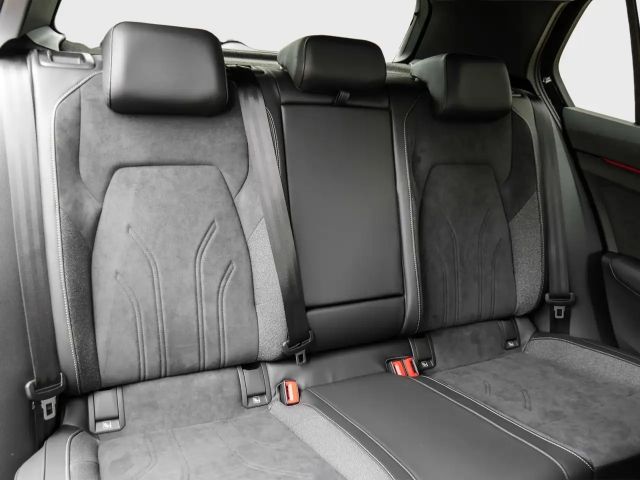 Volkswagen Golf 1.5 eTSI DSG Golf VIII