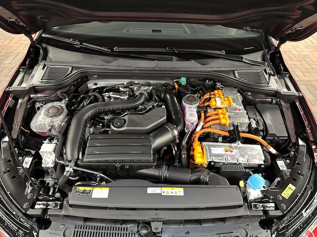 Volkswagen Golf DSG eHybrid