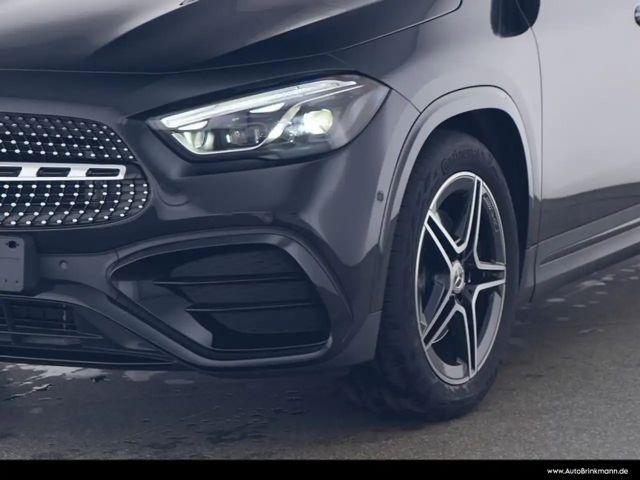 Mercedes-Benz GLA 180 AMG Line
