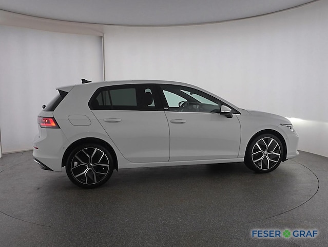 Volkswagen Golf 1.5 eTSI DSG