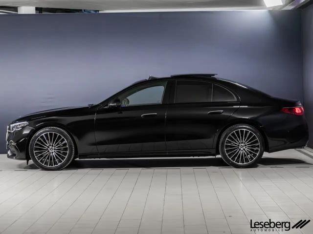 Mercedes-Benz E 220 AMG Line E 220 d Sedan