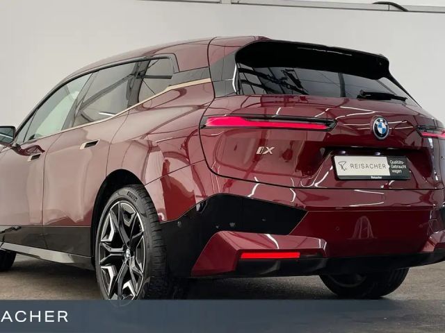BMW iX xDrive50