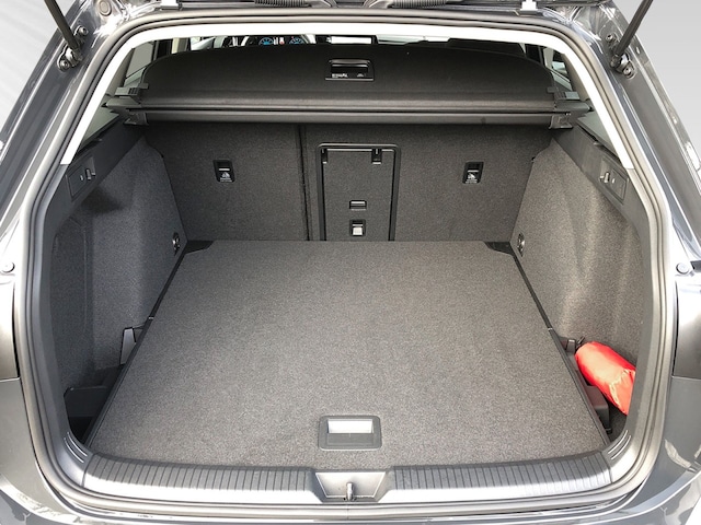 Volkswagen Golf 1.5 eTSI Life Variant