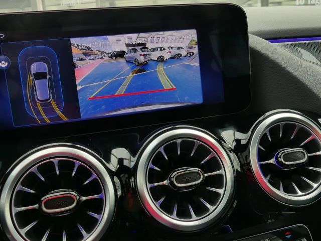 Mercedes-Benz GLA 200 AMG Line