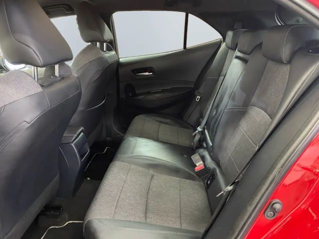 Toyota Corolla Hybride Team D