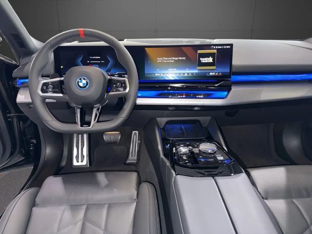 BMW i5 M60 Sedan xDrive