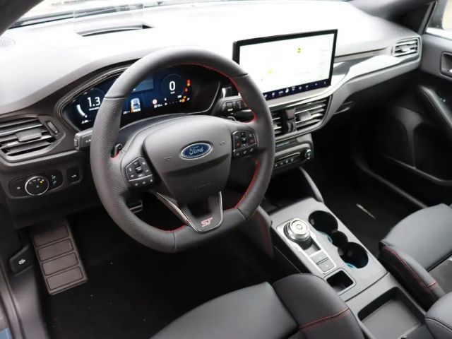 Ford Focus ST Line Wagon