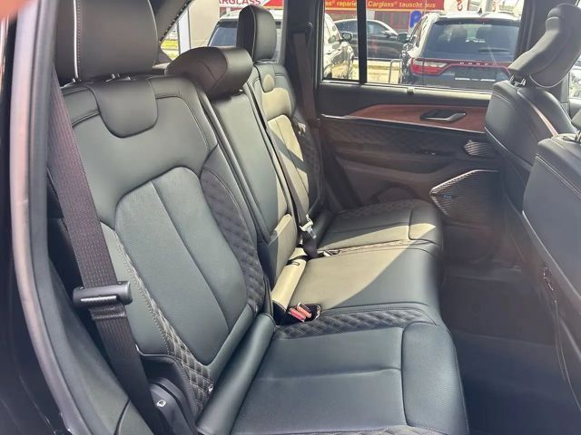 Jeep Grand Cherokee 4xe Summit