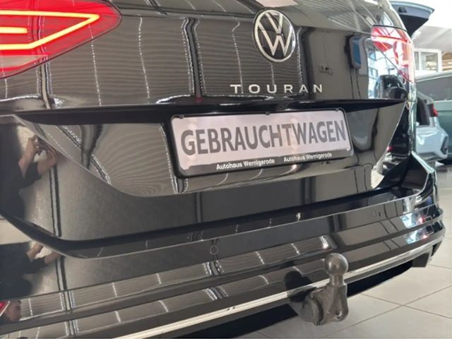Volkswagen Touran IQ.Drive Pro R-Line