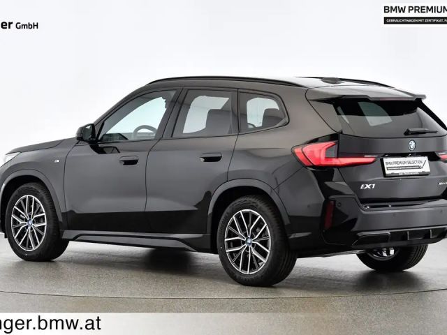 BMW iX1 xDrive30