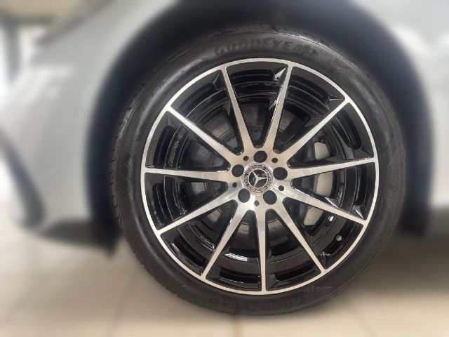 Mercedes-Benz EQS 450 Sedan