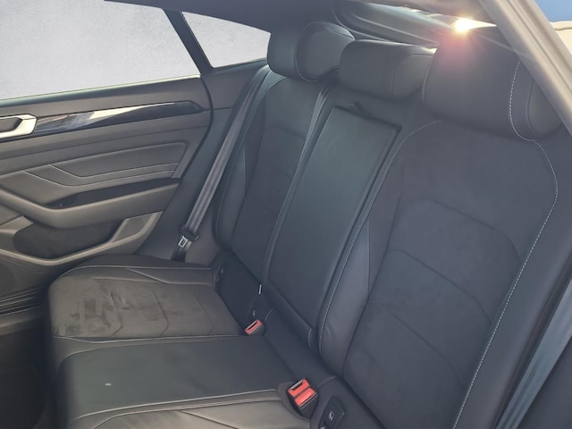 Volkswagen Arteon 2.0 TDI DSG IQ.Drive R-Line