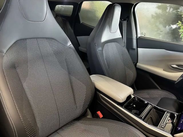 Ford Explorer EV Extended range