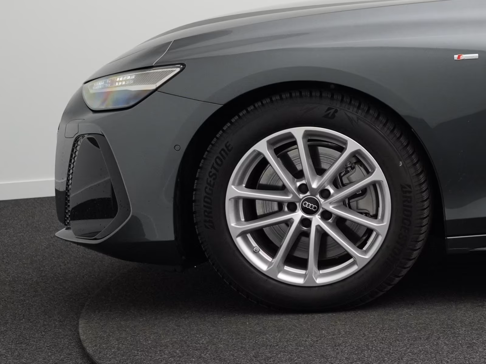 Audi A6 Avant Quattro S-Line