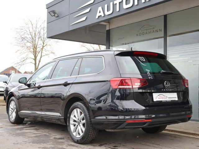 Volkswagen Passat 1.5 TSI Business Variant