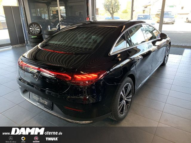 Mercedes-Benz EQE 300 Sedan