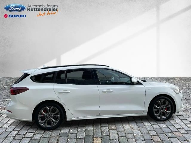 Ford Focus ST Line Style Wagon