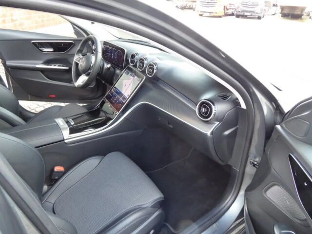 Mercedes-Benz C 220 AVANTGARDE C 220 d Estate