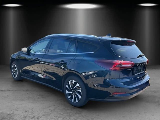 Ford Focus Titanium Wagon