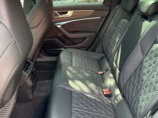 Audi S6 Avant Quattro