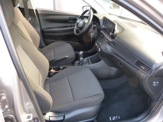 Hyundai i20 APPLE SHZ LHZ KAMERA TEMPOMAT