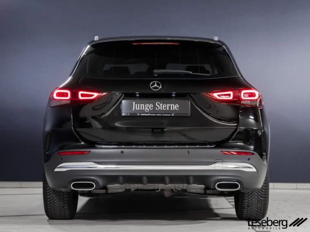 Mercedes-Benz GLA 180 AMG Line