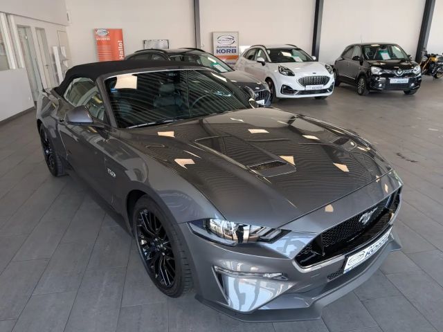 Ford Mustang Convertible GT 5.0 V8