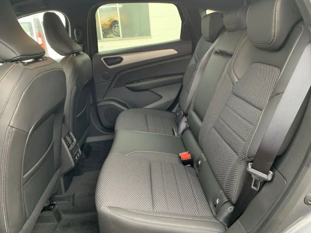 Renault Arkana EDC Hybrid Techno