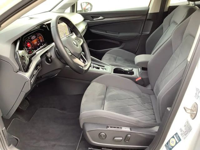 Volkswagen Golf 2.0 TSI DSG Golf VIII Style