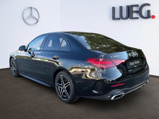 Mercedes-Benz C 200 AMG Line Sedan
