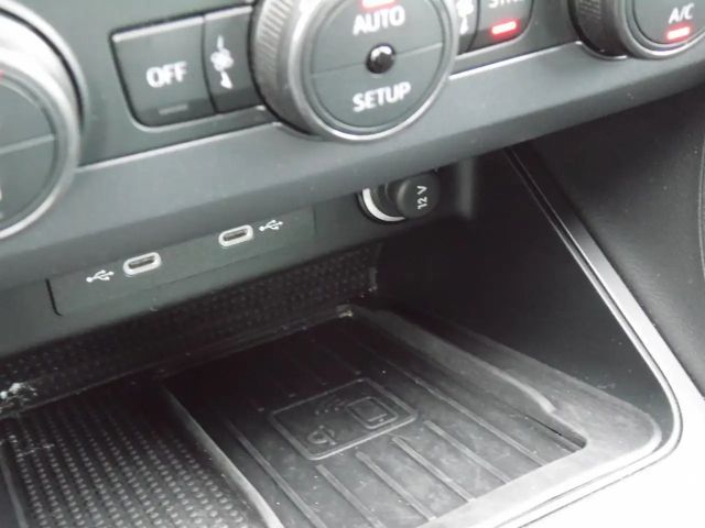 Cupra Ateca 1. Hand LED AHK Memorysitz Navi App