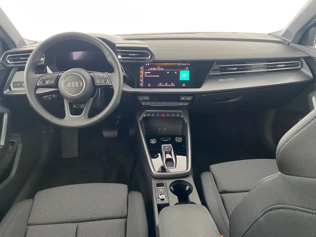 Audi A3 30 TFSI Sedan