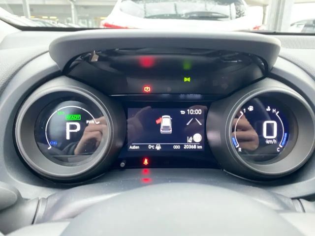 Toyota Yaris Hatchback Hybride Team D