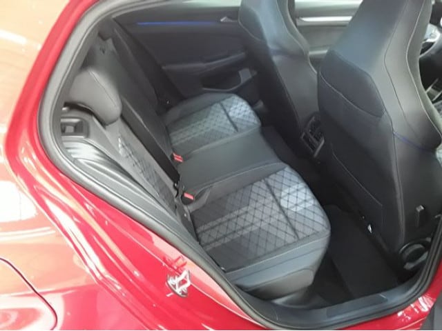 Volkswagen Golf 1.5 TSI Golf VIII R-Line