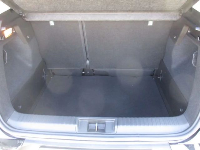 Renault Captur EDC Evolution Hybrid