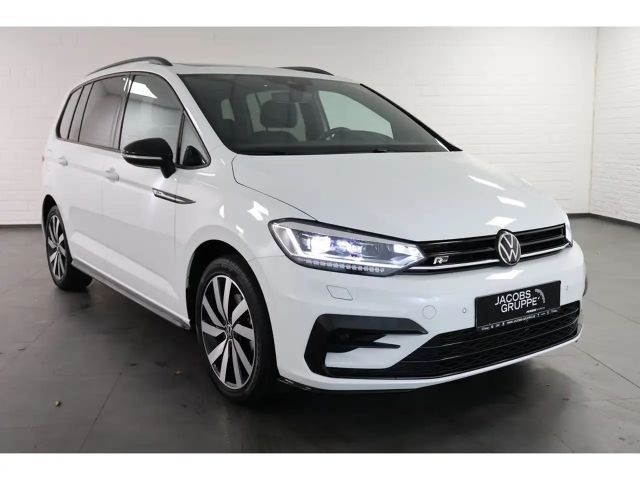 Volkswagen Touran 1.5 TSI DSG R-Line