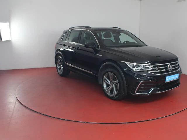 Volkswagen Tiguan 2.0 TDI DSG IQ.Drive R-Line