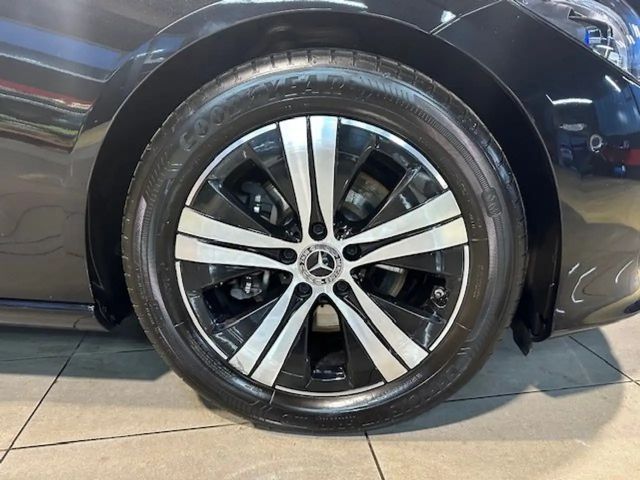 Mercedes-Benz C 220 AVANTGARDE C 220 d Estate