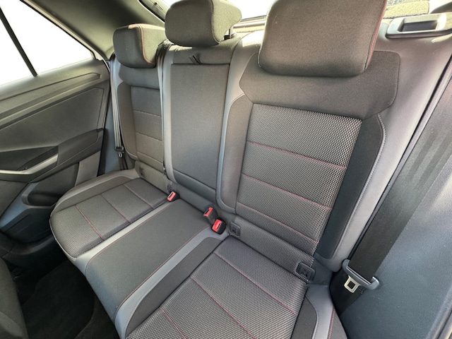 Volkswagen T-Roc 1.5 TSI DSG Sport